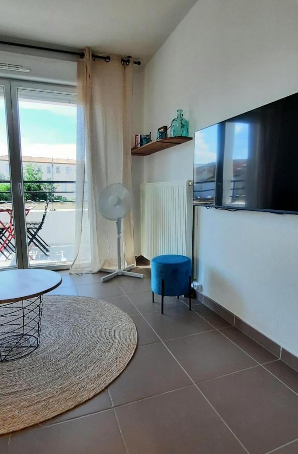 Апартаменты Cosy T3 Gare Terrasse + Parking Сет Экстерьер фото